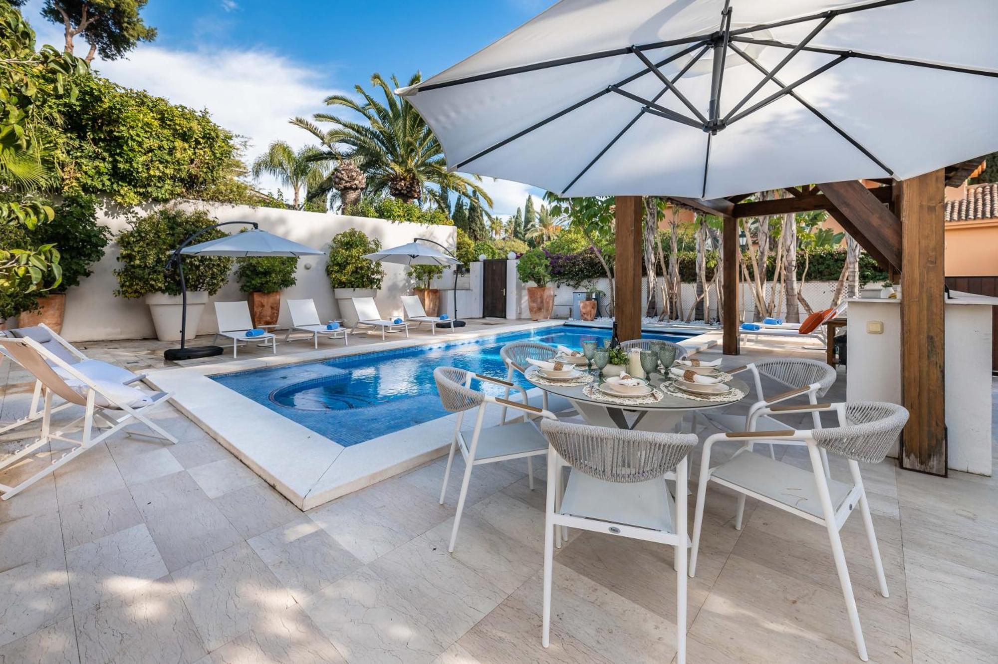 Vacation I La Cabane, Prestige, Heated Pool, 300m To The Villa *